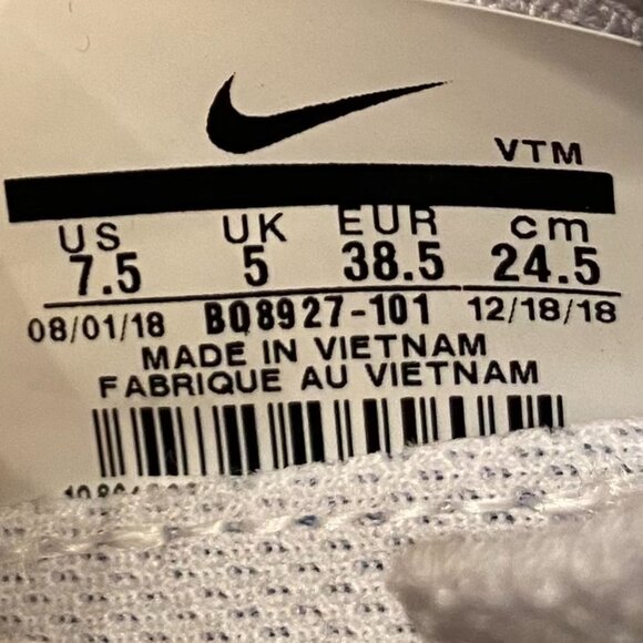 Nike Epic React Flyknit Woman's Size 7.5 White and Light Purple - Picture 10 of 10